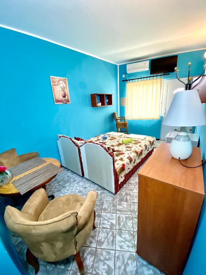 Vila Duricic 300M Od Mora Hotel Ðenovići Eksteriør billede