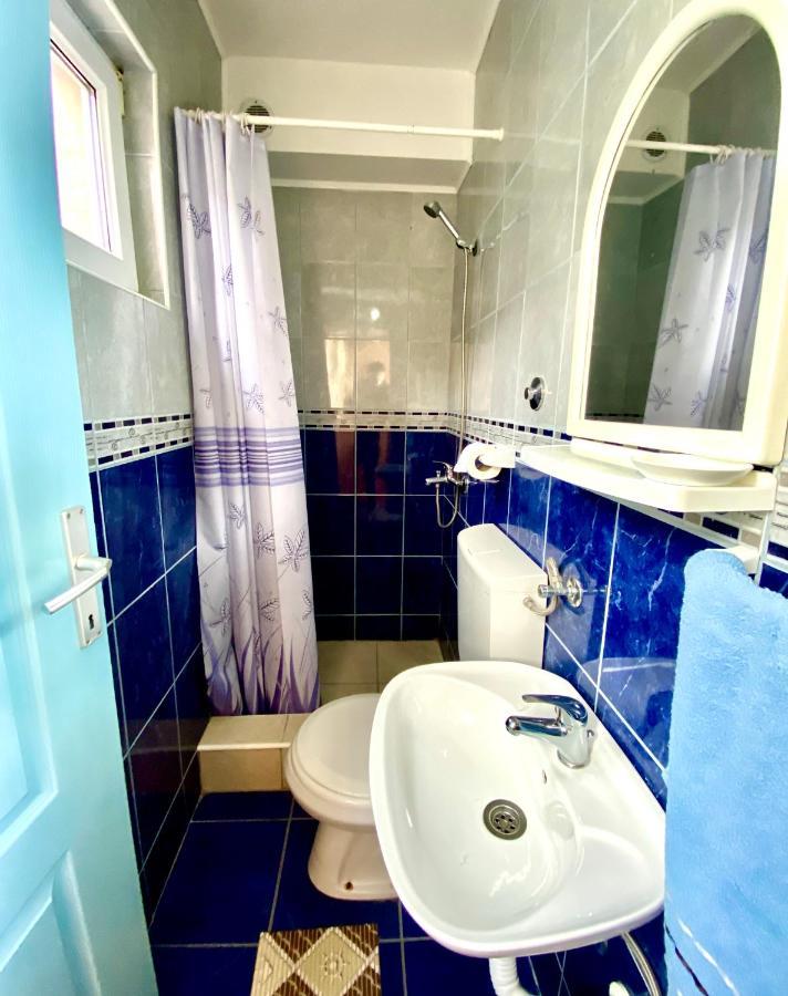Vila Duricic 300M Od Mora Hotel Ðenovići Eksteriør billede