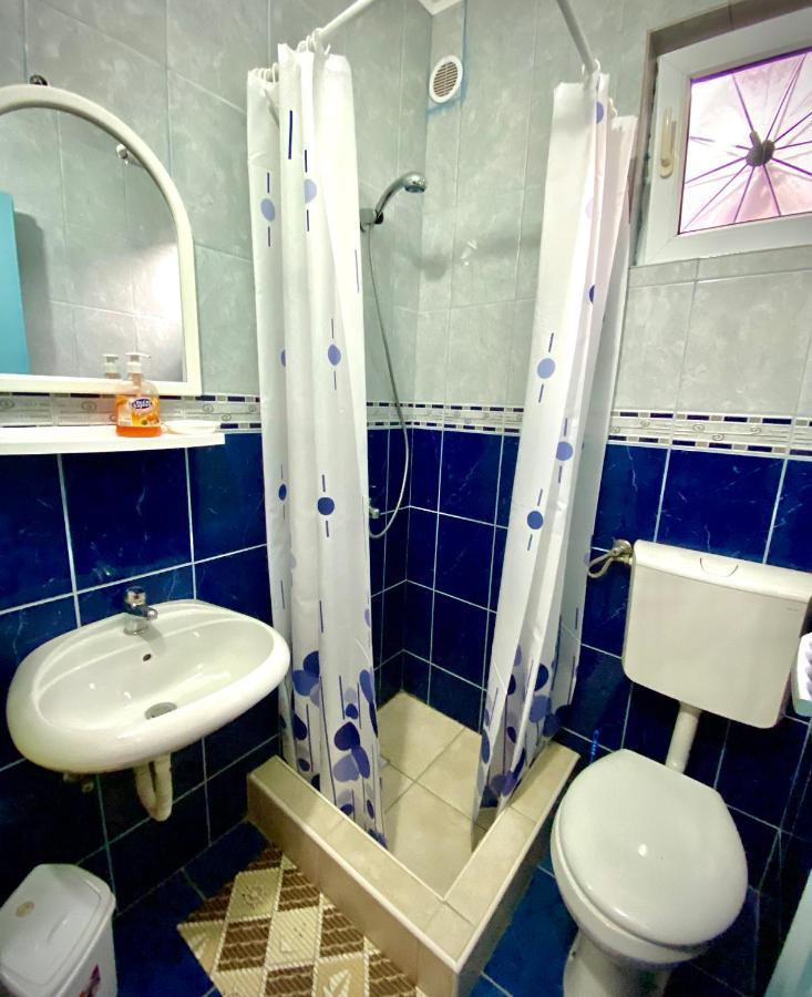 Vila Duricic 300M Od Mora Hotel Ðenovići Eksteriør billede