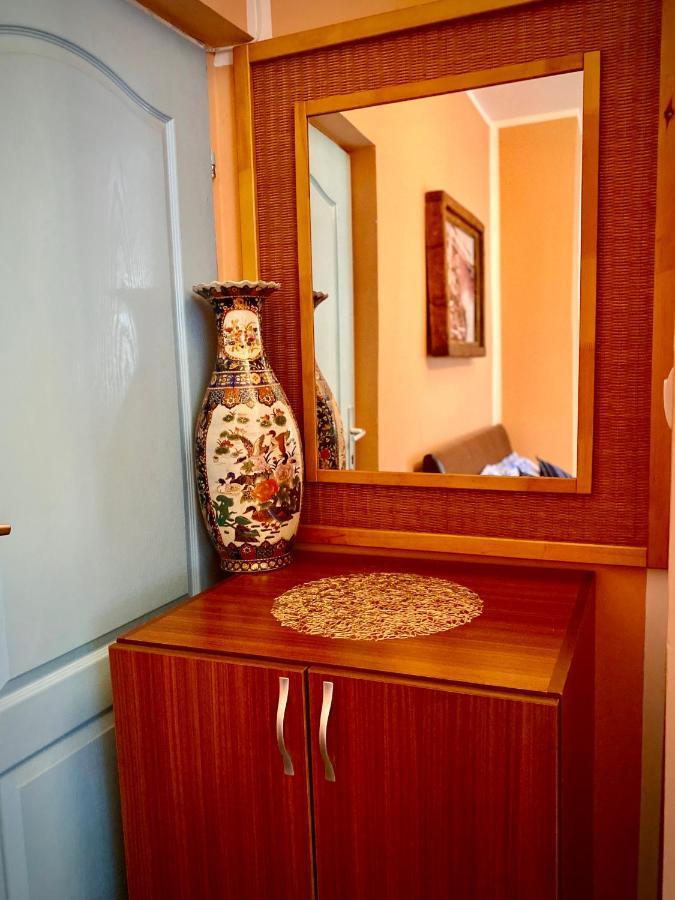 Vila Duricic 300M Od Mora Hotel Ðenovići Eksteriør billede