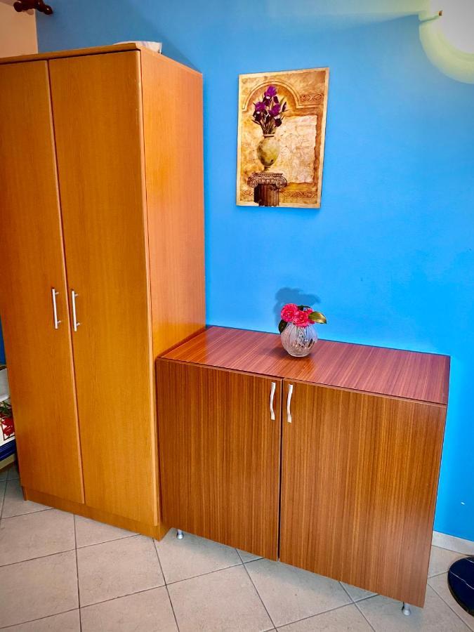Vila Duricic 300M Od Mora Hotel Ðenovići Eksteriør billede